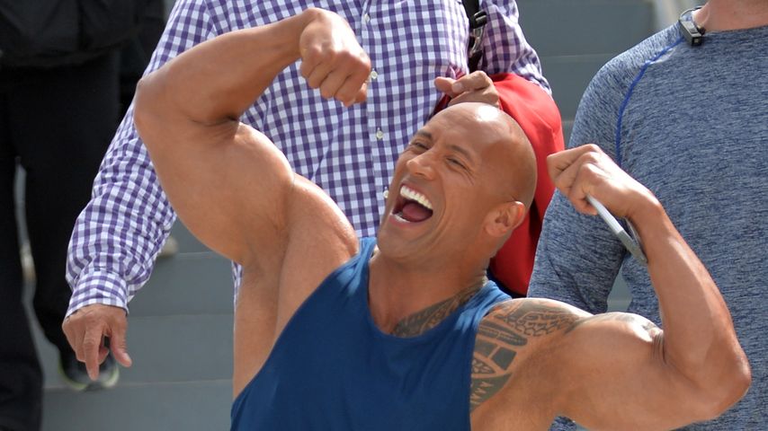 Dwayne “The Rock” Johnson am Set von "Baywatch" in Miami