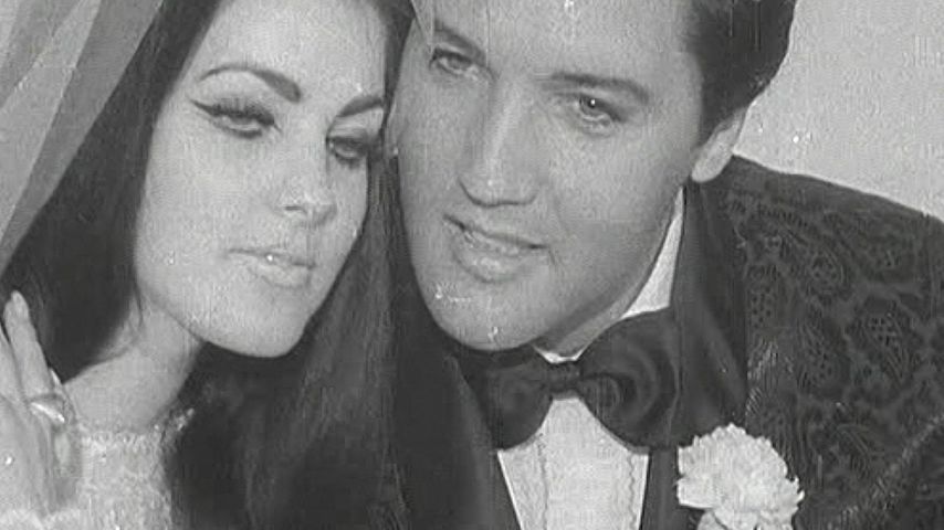 Priscilla und Elvis Presley bei ihrer Hochzeit 1967