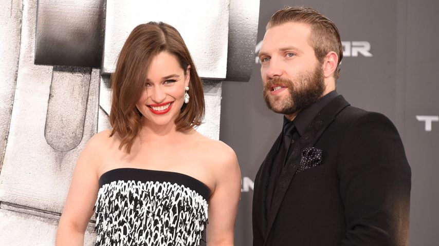 Emilia Clarke und Jai Courtney