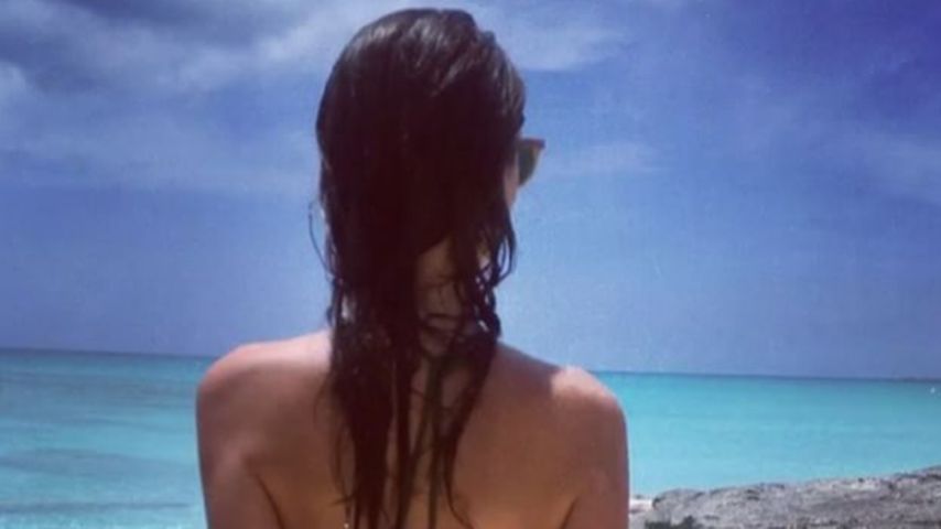 Emily Ratajkowski am Strand