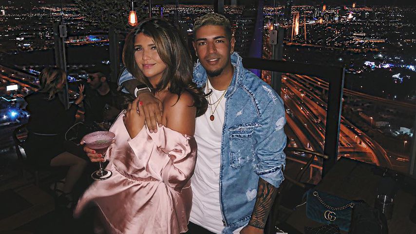 Farina Opoku und DJ Yeezy in der 40 Kong Bar