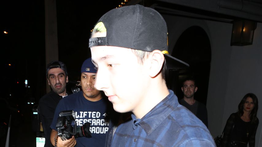 Frankie Jonas im August 2015 beim Verlassen eines Restaurants in Hollywood