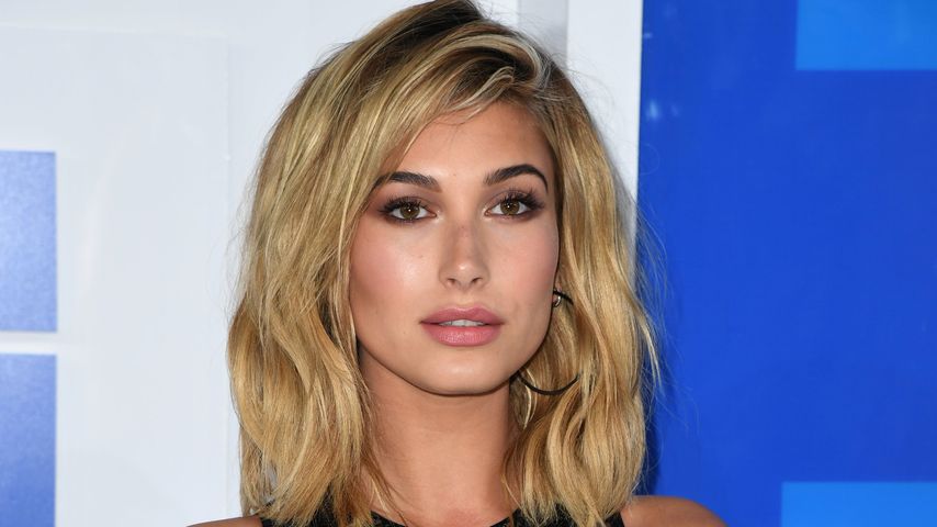 Hailey Baldwin bei den "MTV Video Music Awards" in New York