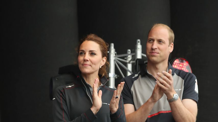 Herzogin Kate und Prinz William aufd er Bühne beim America's Cup World Serie