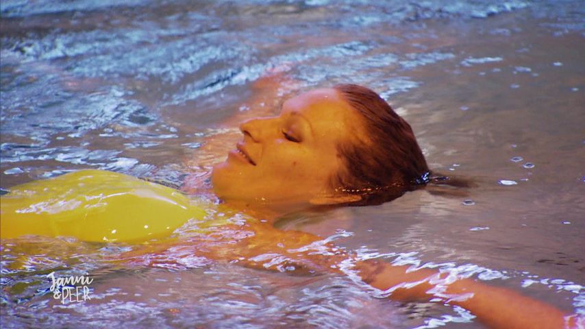 Janni Hönscheid beim Aquagym