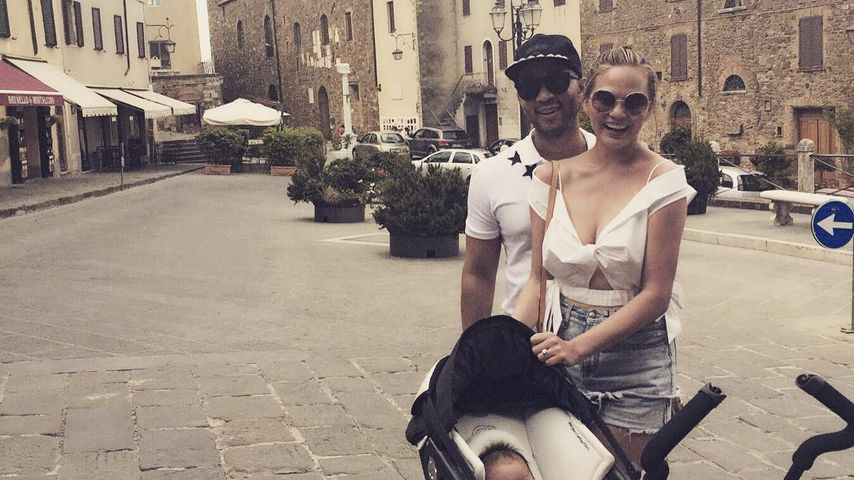 John Legend, Chrissy Teigen und Tochter Luna in Italien