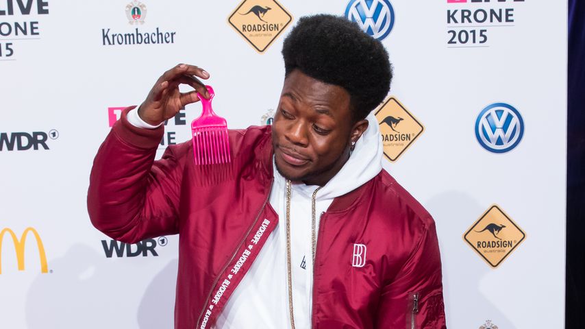 Jokah Tululu mit seinem Kamm bei der 1LIVE-Krone 2015