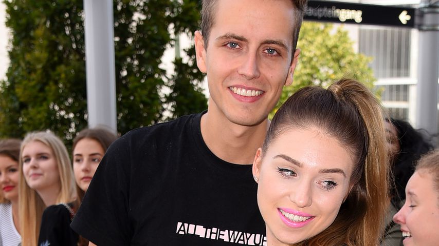 Fan-Theorien immer wilder: Verriet Julian den Baby-Namen?