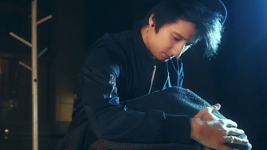 Julien Bam in seinem inoffiziellen Musikvideo zu "Let me love you"