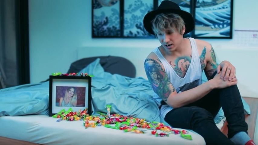 Mit Musik-Video: Julien Bam parodiert Bibis Schwanger-Clip!