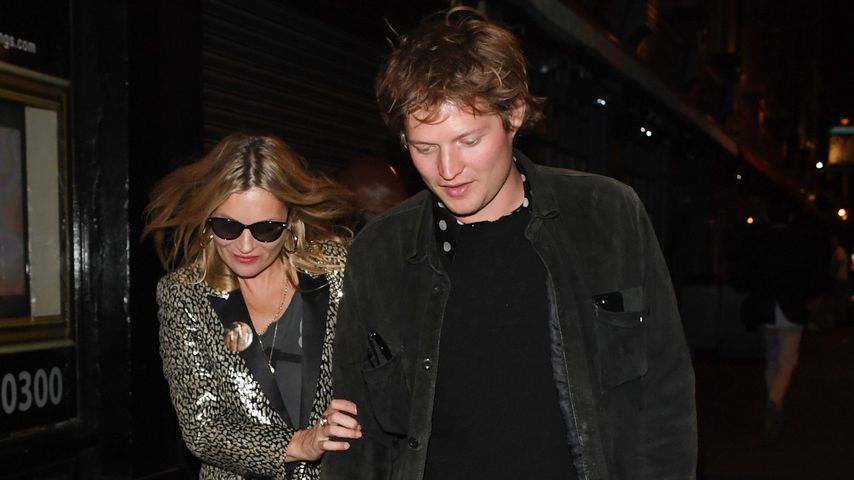 Kate Moss und Nikolai von Bismarck auf dem Weg zu einem Restaurant in London
