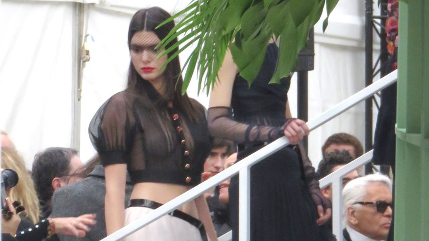 Kendall Jenner und Karl Lagerfeld
