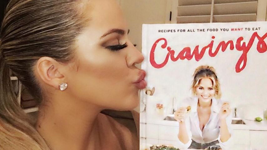 Khloe Kardashian und Chrissy Teigen