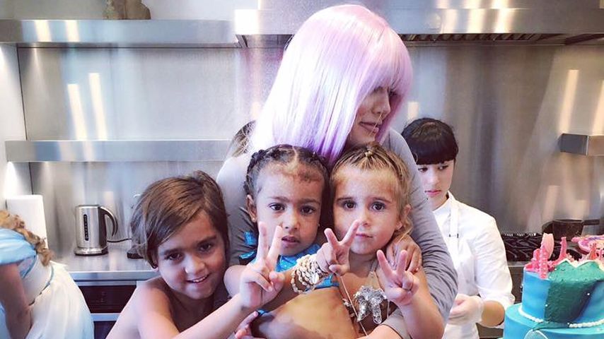 Khloe Kardashian mit Mason Disick, North West und Penelope Disick