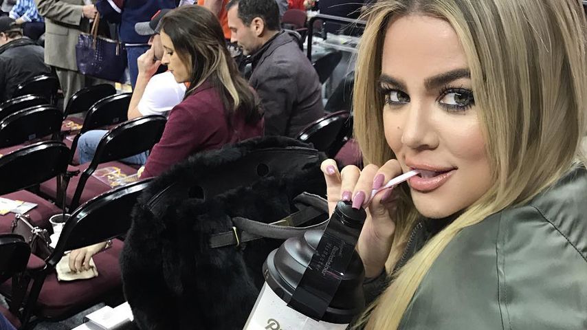Khloe Kardashian bei einem Basketballspiel