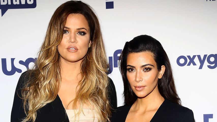 Khloe und Kim Kardashian bei einem Auftritt in New York