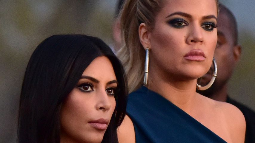Kim und Khloe Kardashian bei dem Besuch eines Völkermorddenkmals in Armenien