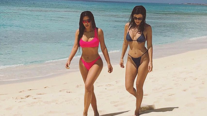 Kim und Kourtney Kardashian auf den Bahamas