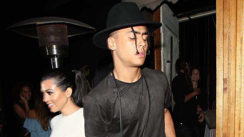 Kourtney Kardashian und Quincy Jones beim Verlassen eines Restaurants