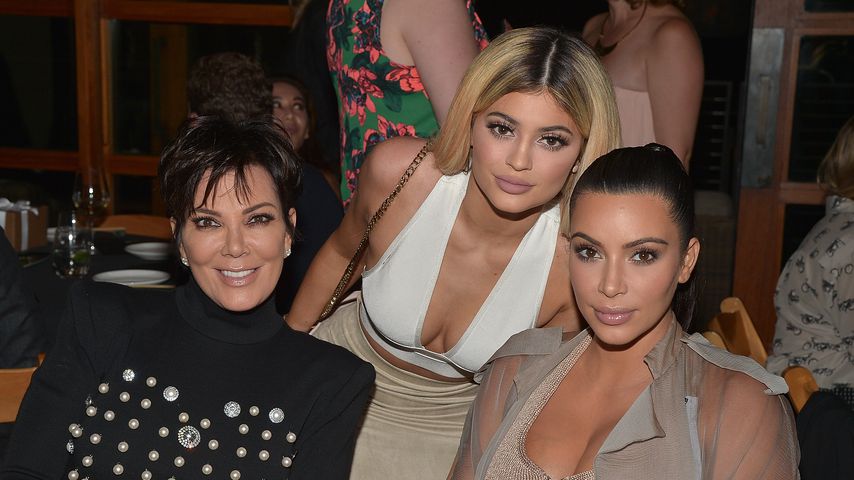 Kris Jenner mit ihren Töchtern Kylie Jenner und Kim Kardashian