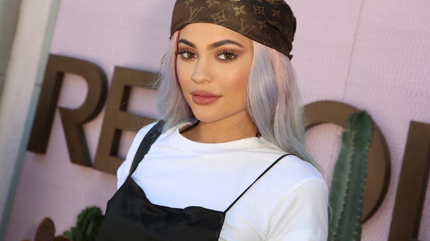 Kylie Jenner im "Revolve Desert House" in Thermal, Kalifornien