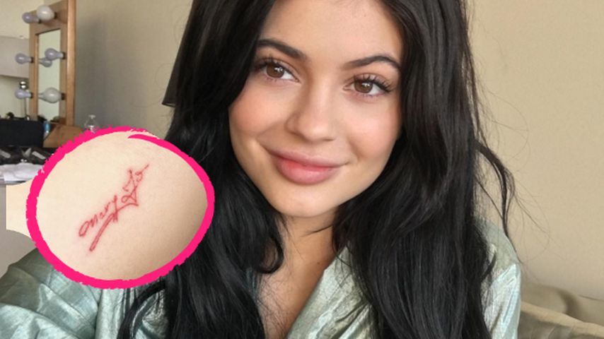 Ganz besondere Unterschrift Neues Tattoo für Kylie Jenner Promiflash.de