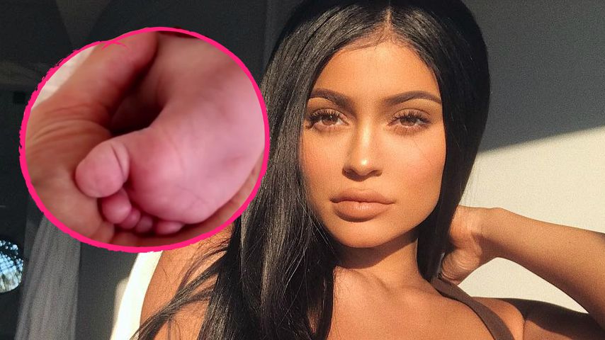 Kylie Jenner und Stormis Füß