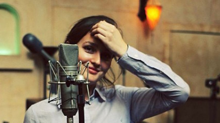 Leighton Meester im Tonstudio