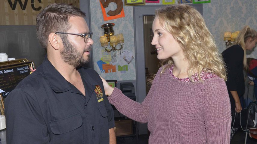 Luise von Finckh und Thomas Drechsel bei GZSZ-Dreharbeiten