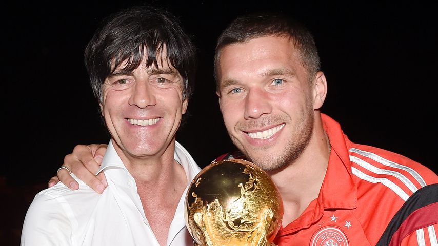Joachim Löw (l.) und Lukas Podolski