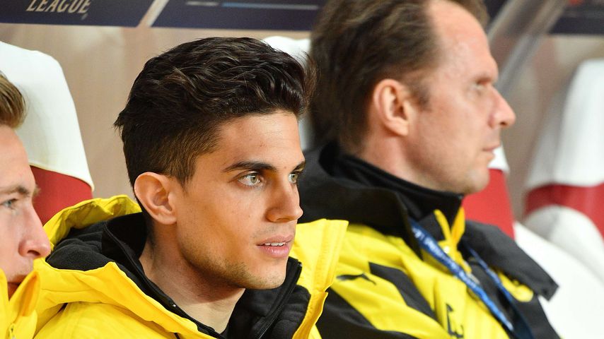 Marc Bartra im Stadion in Monaco