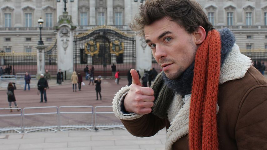 Max Claus bei VL Verdreht er Jo Weil den Kopf? Promiflash.de