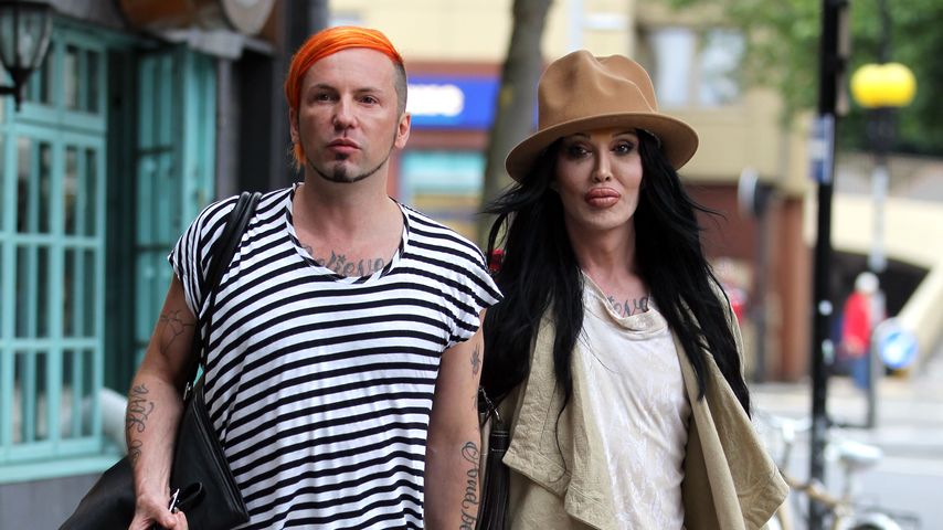 Pete Burns (rechts) mit seinem Ehemann Michael Simpson (links)