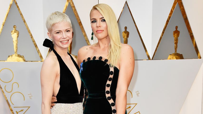 Michelle Williams und Busy Philipps bei der Oscar-Verleihung 2017