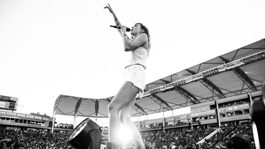 Miley auf der Bühne bei KIIS FM's 2017 Wango Tango