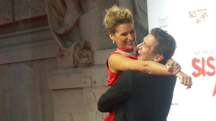 Janni Hönscheid und Peer Kusmagk im Theater des Westens