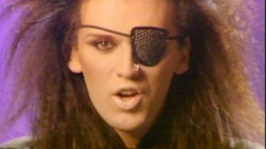 Pete Burns als Sänger von "Dead Or Alive" in den 80ern