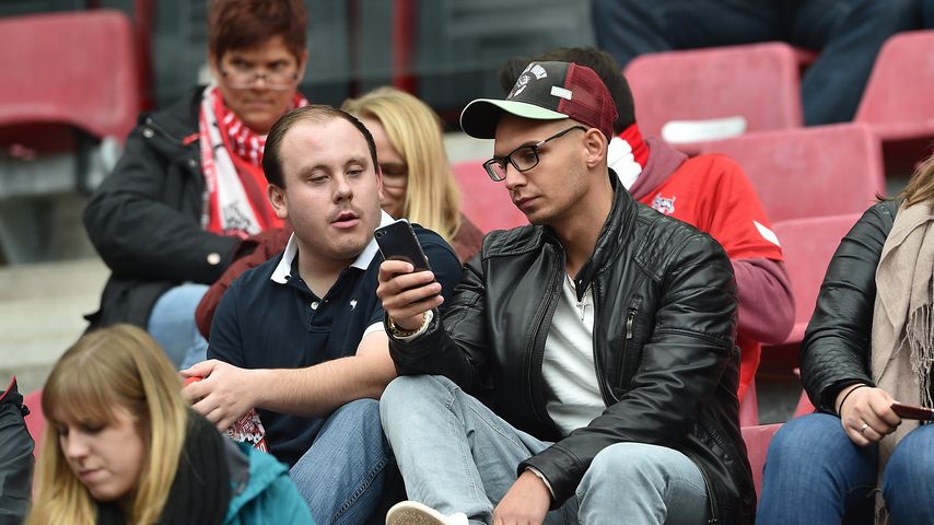 Pietro Lombardi bei einem Fußballspiel