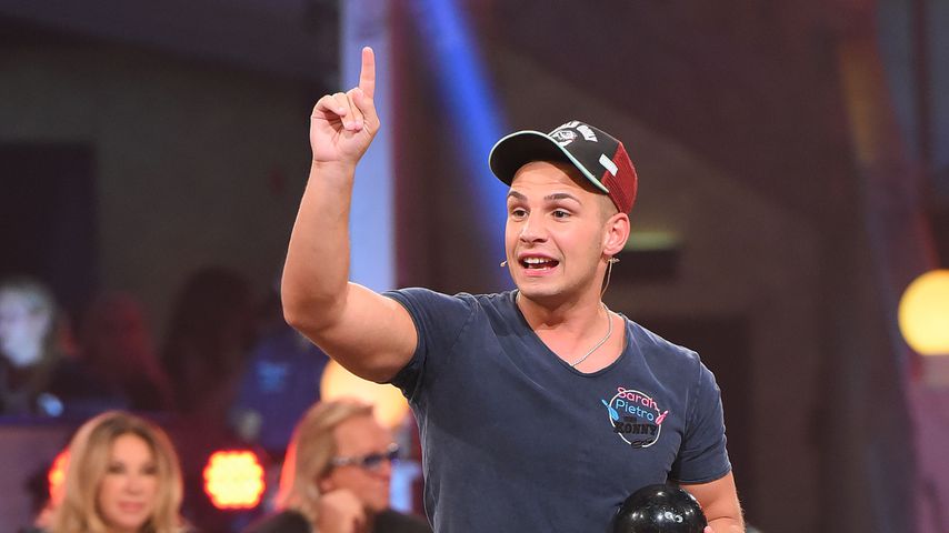 Pietro Lombardi bei "Der große RTL II Promi-Kegelabend" in Winterberg