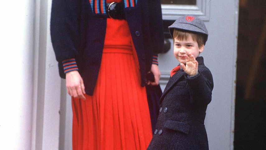 Prinzessin Diana und William bei seiner Einschulung 1987