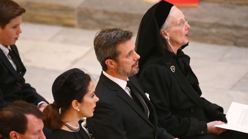 Prinzessin Mary, Prinz Frederik und Königin Margrethe bei der Trauerfeier von Prinz Henrik
