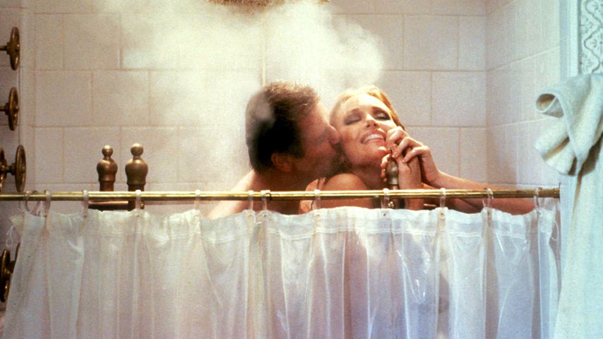 Roger Moore und Tanya Roberts in "James Bond 007 – Im Angesicht des Todes" von 1985