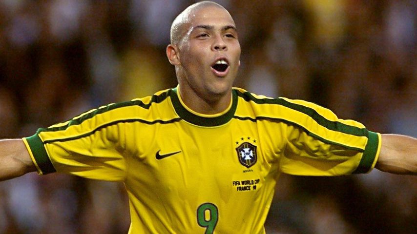 um Brasiliens Ronaldo ExFußballer in Notaufnahme! Promiflash.de