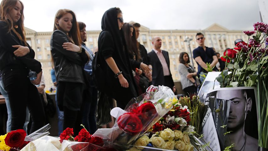 Linkin Park-Fans trauern um Chester Bennington in Moskau
