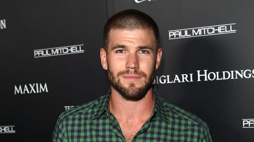 Austin Stowell