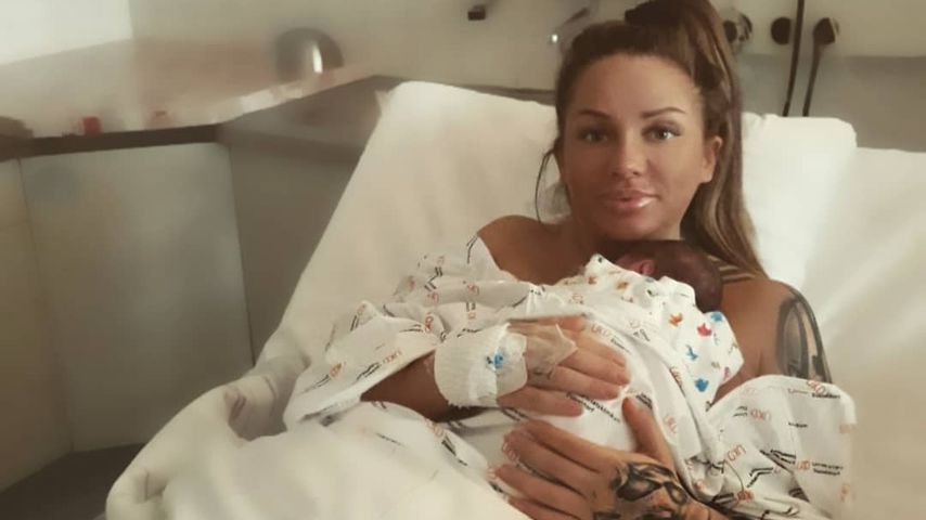 Tochter ist da: Schwesta Ewa postet Schmuse-Bild mit Baby