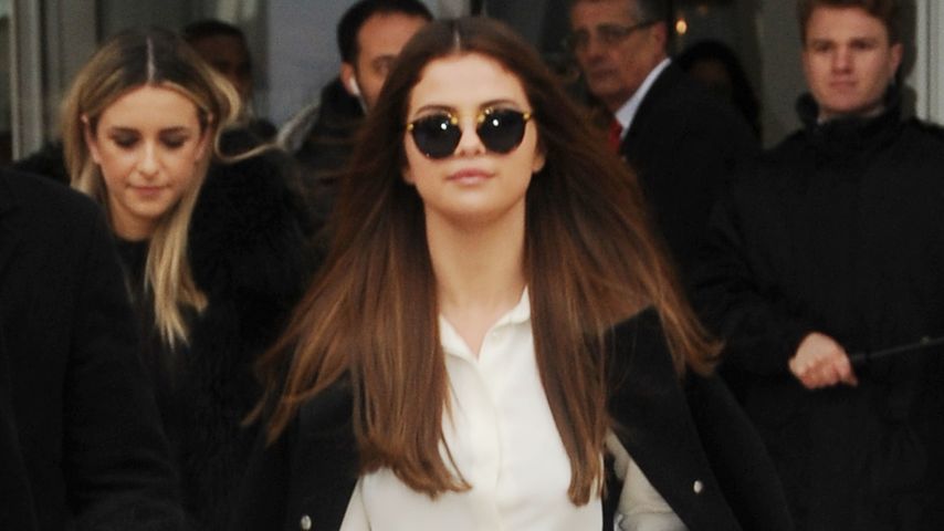 Selena Gomez bei der "Louis Vuitton"-Show in Paris