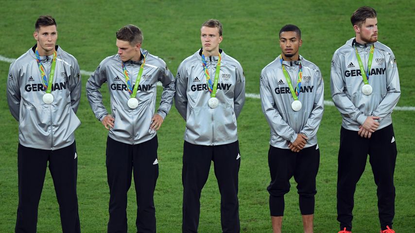 Siegerehrung der DFB-Kicker nach dem Finalspiel gegen Brasilien bei Olympia 2016