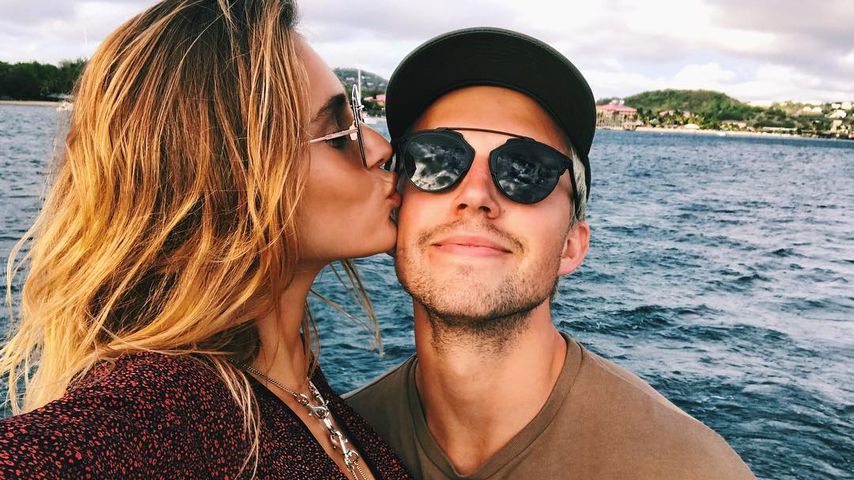 Feuchter Kuss: Steffi Giesinger & Marcus mögen's mit Zunge!