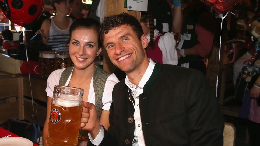 Lisa und Thomas Müller beim Oktoberfest 2015 in München